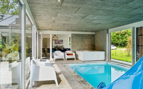 Aviana - 800M from the Sea: Meubilair, Interieur Ontwerp, Flooring, Verdieping, Plafond, Kamer, Stoel, Tafel, Appartement, Keuken En Eettafel