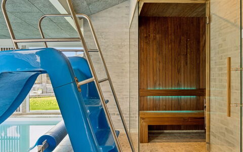 Aviana - 800M from the Sea: Meubilair, Interieur Ontwerp, Flooring, Verdieping, Plafond, Kamer, Stoel, Tafel, Appartement, Keuken En Eettafel
