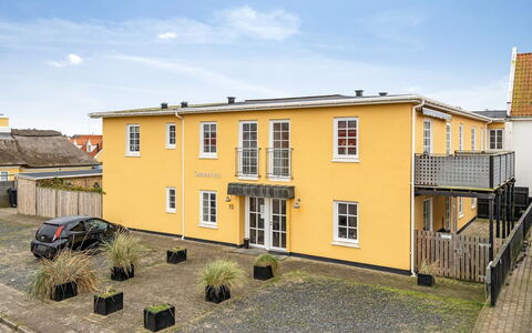 Maelle - 150M from the Sea: Deur, Schuifraam, Oprit, Balkon, Villa, Hek