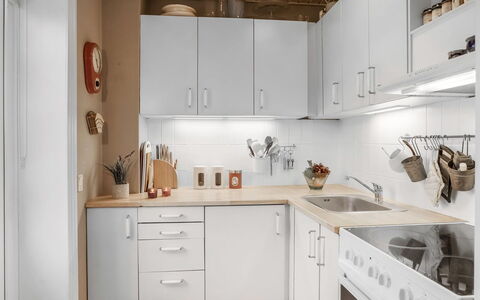 Maelle - 150M from the Sea: Keuken, Toestel Van De Keuken, Countertop, Cabinetry, Major Appliance, Meubilair, Interieur Ontwerp, Huishoudapparatuur, Wastafel, Huis