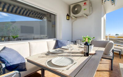 Accommodatie:&nbsp;Club Nautic 124.30