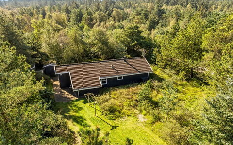Matthea - 900M from the Sea: Bergachtig Landvormen, Berg, Heuvel, Bergketen, Heuvel Station, Menselijke Nederzetting, Stedelijk Ontwerp, Alpen, Vallei, Top