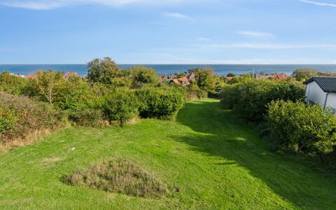Veli - 300M from the Sea: Hout, Huis, Veranda, Dek, Hardwood, Dak, Beits, Houten Vloer, Eco Hotel