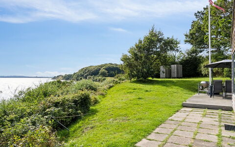 Alfhild - 30M from the Sea: Bergachtig Landvormen, Berg, Heuvel, Bergketen, Heuvel Station, Menselijke Nederzetting, Stedelijk Ontwerp, Alpen, Vallei, Top
