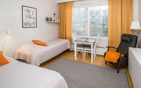 Rautulampi G14: Interieur Ontwerp, Flooring, Verdieping, Hout, Meubilair, Plafond, Kamer, Verlichting, Houten Vloer, Appartement