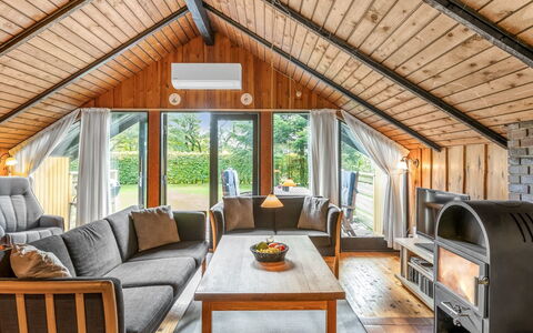 Amila - 30Km from the Sea: Dak, Huis, Land Lot, Huis, Verblijf, Landgoed, Garden Gebouwen, Schaduw, Blokhut, Landscaping