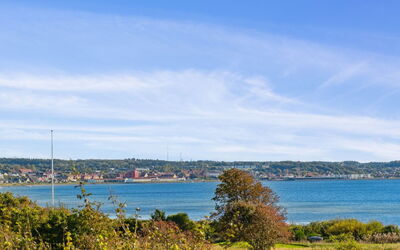 Mariska - 100M from the Sea