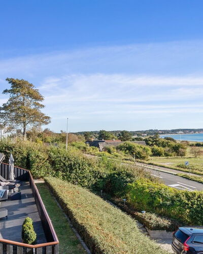 Mariska - 100M from the Sea