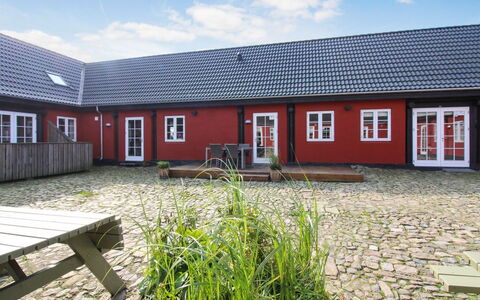 Answald - 6Km from the Sea: Appartement, Condominium, Landgoed, Balkon, Villa, Hotel