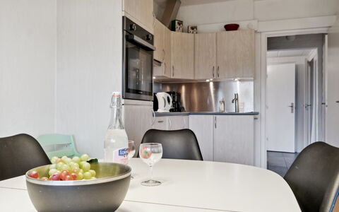 Answald - 6Km from the Sea: Appartement, Condominium, Landgoed, Balkon, Villa, Hotel