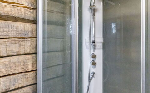 Sorolanniemi: Meubilair, Stoel, Buitenmeubels, Tafel, Hout, Buitentafel, Keuken En Eettafel, Schaduw, Tuin, Paraplu