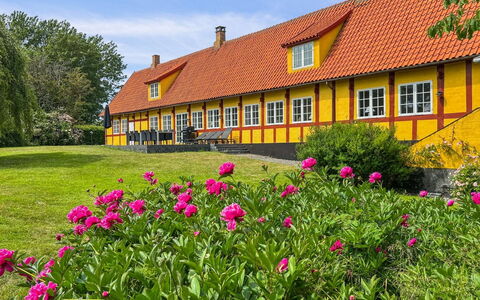 Garbine - 1.5Km from the Sea: Appartement, Condominium, Landgoed, Balkon, Villa, Hotel