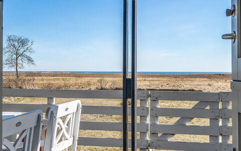Jaike - from the Sea: Meubilair, Interieur Ontwerp, Flooring, Verdieping, Plafond, Kamer, Stoel, Tafel, Appartement, Keuken En Eettafel