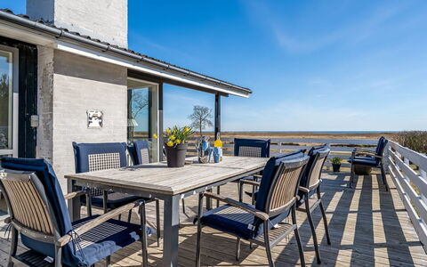 Jaike - from the Sea: Meubilair, Interieur Ontwerp, Flooring, Verdieping, Plafond, Kamer, Stoel, Tafel, Appartement, Keuken En Eettafel