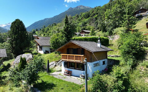 Chalet Grepon: Bergachtig Landvormen, Huis, Berg, Heuvel, Hoogland, Landelijk Gebied, Verblijf, Landschap, Bergketen, Heuvel Station