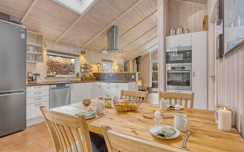 Wyanet - 600M from the Sea: Appartement, Condominium, Landgoed, Balkon, Villa, Hotel