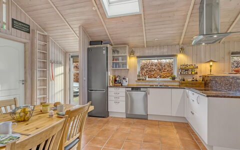 Wyanet - 600M from the Sea: Appartement, Condominium, Landgoed, Balkon, Villa, Hotel