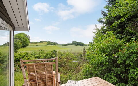 Mielikki - 2Km from the Sea: Struik, Land Lot, Verblijf, Plantengemeenschap, Meubilair, Veranda, Groundcover, Tuin, Buitenmeubels