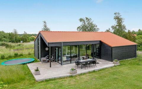 Dyke - 1.5Km from the Sea: Bergachtig Landvormen, Berg, Heuvel, Bergketen, Heuvel Station, Menselijke Nederzetting, Stedelijk Ontwerp, Alpen, Vallei, Top