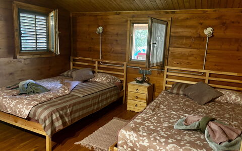 Casa Robinson Nature, Wifi, Istria, Croazia: Meubilair, Bed, Hout, Slaapkamer, Verdieping, Interieur Ontwerp, Flooring, Kamer, Plafond, Huis