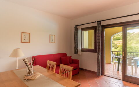 Apartments With Pool Country Village, Stintino: Kamer, Beits, Plafond, Keuken En Eettafel, Hardwood, Woonkamer, Eetkamer, Vernis, Houten Vloer