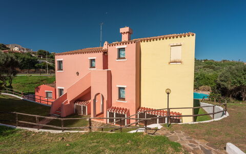 Apartments With Pool Country Village, Stintino: Huis, Land Lot, Landgoed, Villa, Balkon, Boerderij, Hacienda