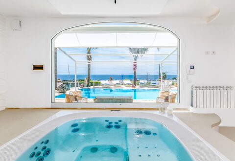 Villa Solemare: Toevlucht, Zwembad, Hotel, Villa, Stoel, Badplaats, Badplaats, Eco Hotel, Buitenmeubels, Penthouse