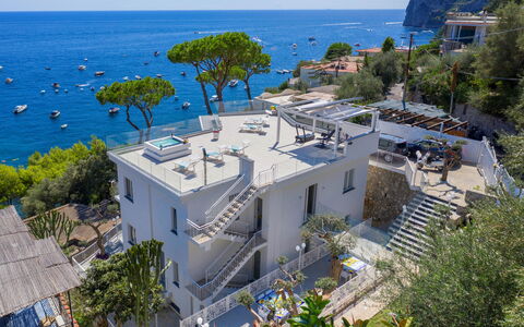Villa Neranyum: Kust, Woongebied, Zee, Kust En Oceanic Landvormen, Huis,  Dorf\, Vogelperspectief, Huis, Appartement
