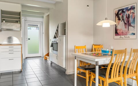 Arton - from the Sea: Meubilair, Flooring, Interieur Ontwerp, Verdieping, Hout, Plafond, Stoel, Keuken, Keuken En Eettafel, Verlichting