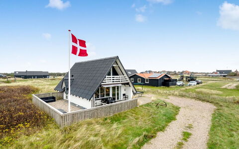 Kaja - 150M from the Sea: Zwembad, Buitenmeubels, Meubilair, Toevlucht, Flagstone, Eco Hotel, Schaduw, Stoel, Vrije Tijd, Landgoed