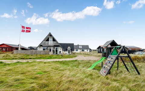 Kaja - 150M from the Sea: Zwembad, Buitenmeubels, Meubilair, Toevlucht, Flagstone, Eco Hotel, Schaduw, Stoel, Vrije Tijd, Landgoed
