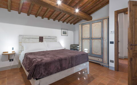 La Capanna, Borgo Campassini, Monteriggioni: Interieur Ontwerp, Meubilair, Flooring, Plafond, Slaapkamer, Verdieping, Kamer, Huis, Appartement, Bed