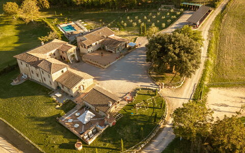 Le Volte, Borgo Campassini, Monteriggioni: Woongebied, Huis, Huis, Landgoed, Landschap, Plain, Land Lot, Landelijk Gebied, Menselijke Nederzetting, Verblijf
