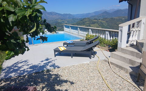 Villa dei Sogni: Blauw, Zwembad, Vrije Tijd, Bergketen, Buitenmeubels, Toevlucht, Eco Hotel, Schaduw, Ridge, Vakantie