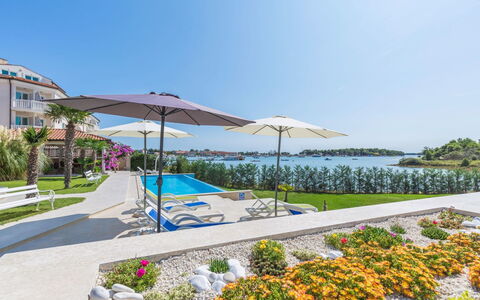 Villa Vizula: Kust En Oceanic Landvormen, Kust, Toevlucht, Zee, Kust, Strand, Oceaan, Tropen, Baai, Zwembad