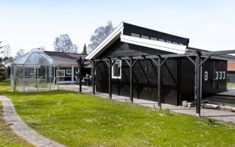 Sissie - 400M from the Sea: Landgoed, Schaduw, Oprit, Boerderij