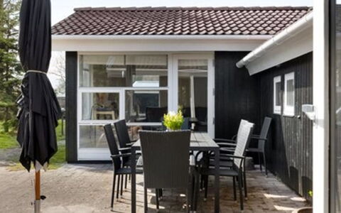 Sissie - 400M from the Sea: Landgoed, Schaduw, Oprit, Boerderij