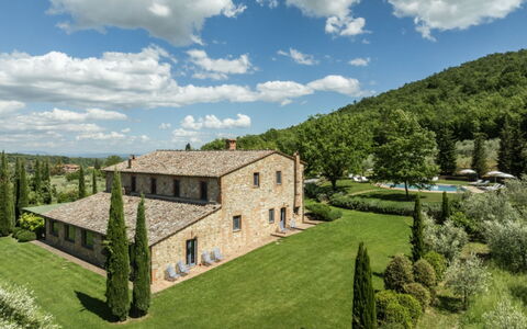 Podere Monti: Landgoed, Plantage, Boerderij, Tuin, Weide, Landscaping, Gazon, Herenhuis, Villa