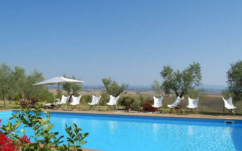 Villa Giuncheto: Zwembad, Toevlucht, Eco Hotel, Villa, Hotel, Landgoed, Hacienda, Ligstoel, Buitenmeubels, Badplaats