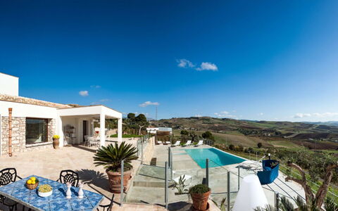 Villa Eroica: Landgoed, Villa, Landscaping, Toevlucht, Zwembad, Hacienda, Eco Hotel, Kamerplant, Hotel
