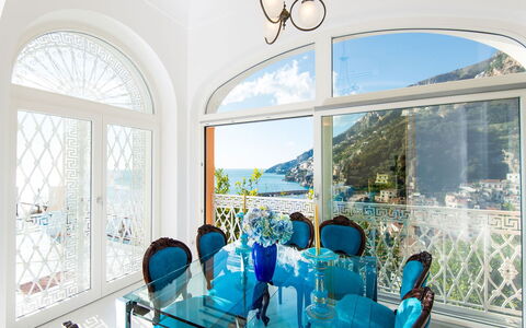 Villa Limoncello: Blauw, Interieur Ontwerp, Meubilair, Stoel, Toevlucht, Keuken En Eettafel, Eetkamer, Hotel, Villa, Koffietafel