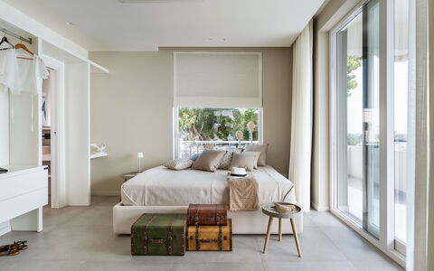 Villa del Faro: Meubilair, Interieur Ontwerp, Flooring, Verdieping, Muur, Bed, Slaapkamer, Hout, Plafond, Huis