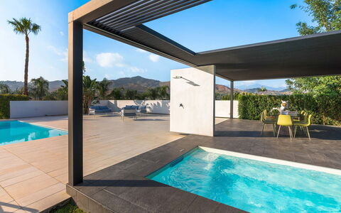 Villa Contemporanea: Zwembad, Architectuur, Schaduw, Samengesteld Materiaal, Eco Hotel, Toevlucht, Villa, Landscaping, Outdoor Structuur, Landgoed