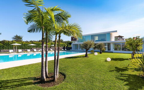 Villa Contemporanea: Zwembad, Toevlucht, Landgoed, Eco Hotel, Villa, Schaduw, Vrije Tijd, Hacienda, Herenhuis