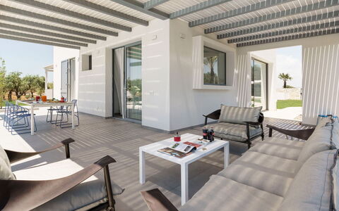 Villa Marzamemi: Huis, Architectuur, Meubilair, Appartement, Stoel, Schaduw, Buitenmeubels, Landgoed, Balkon, Keuken En Eettafel