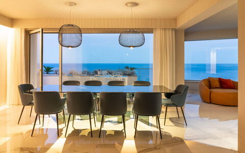 Villa Taormina- Baya Bella: Meubilair, Interieur Ontwerp, Flooring, Verdieping, Tafel, Hout, Stoel, Plafond, Woonkamer, Huis