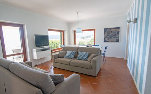 Villa Marciana: Meubilair, Interieur Ontwerp, Flooring, Verdieping, Hout, Tafel, Bankstel, Kamer, Stoel, Woonkamer