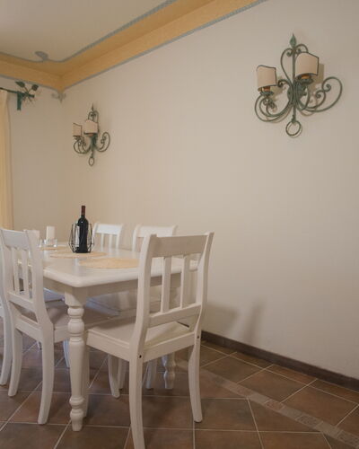Alba Apartments