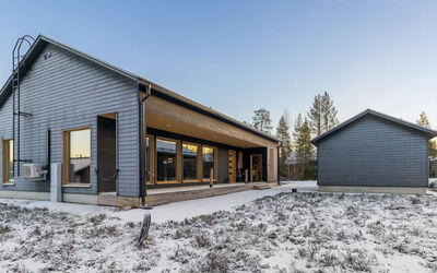 Villa Plywood