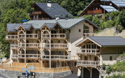 Peisey-Nancroix 101: Huis, Appartement, Balkon, Timmerhout, Veranda, Bergdorp, Blokhut, Hotel
